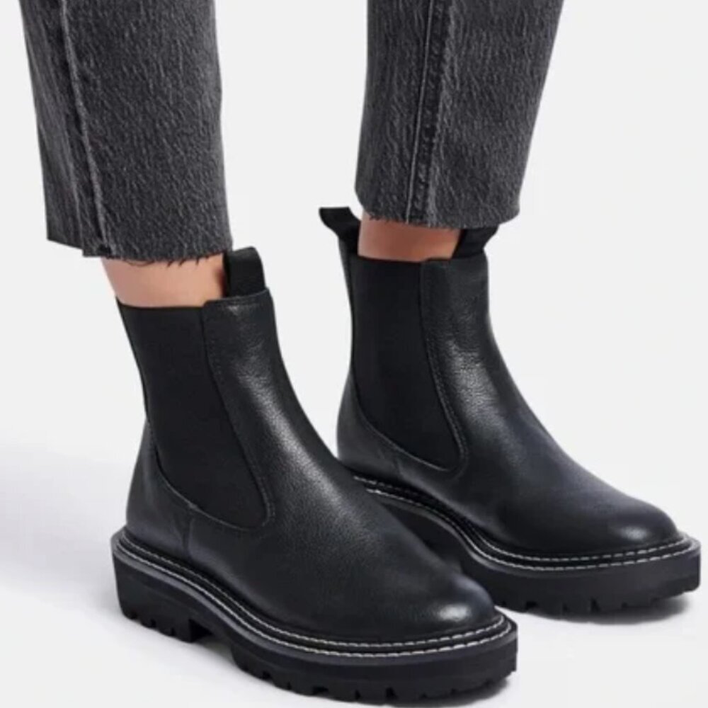 DV by Dolce Vita "LEIGHA" Chelsea Boot WMS 10